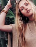 Amica-James Bennett_0006.jpg